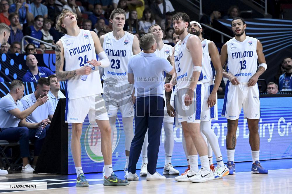 Miesten EM-kilpailut (-14.9)