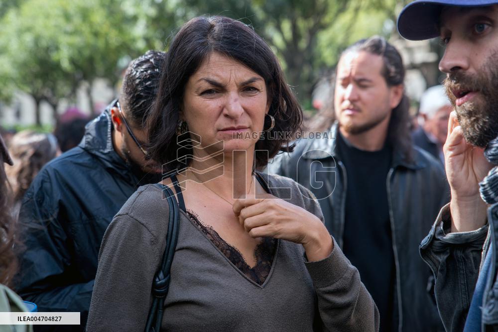 Bloquons-tout At Chatelet - Paris