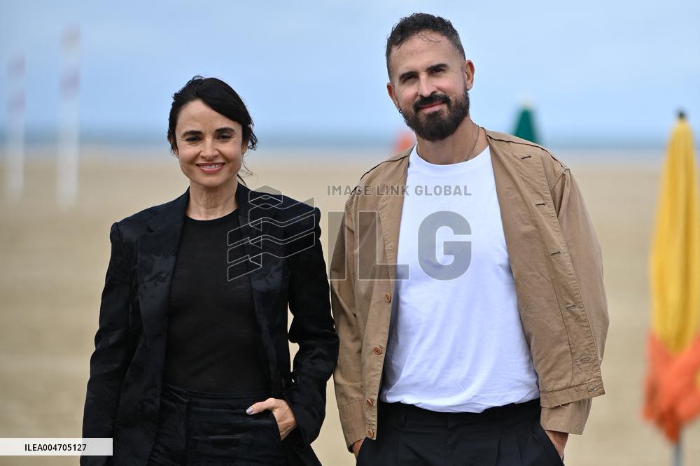 Deauville Left-Handed Girl Photocall FC