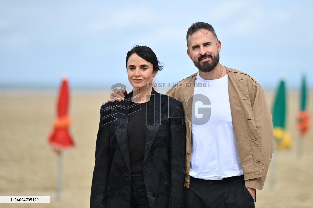 Deauville Left-Handed Girl Photocall FC