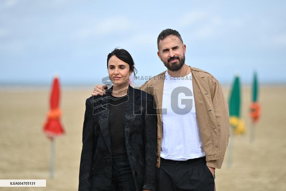 Deauville Left-Handed Girl Photocall FC