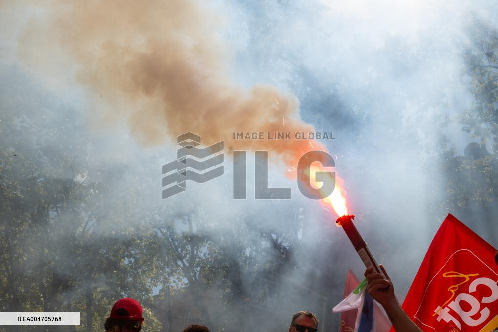 Bloquons Tout In Toulouse