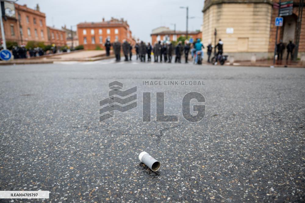 Bloquons Tout In Toulouse