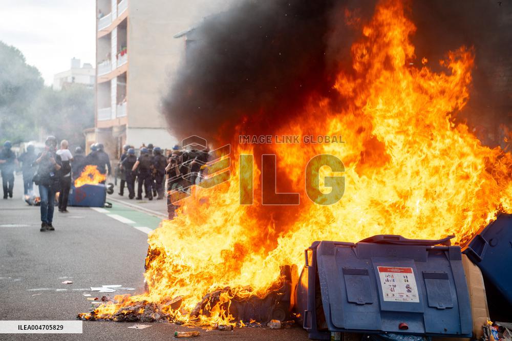 Bloquons Tout In Toulouse