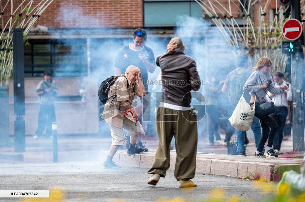 Bloquons Tout In Toulouse