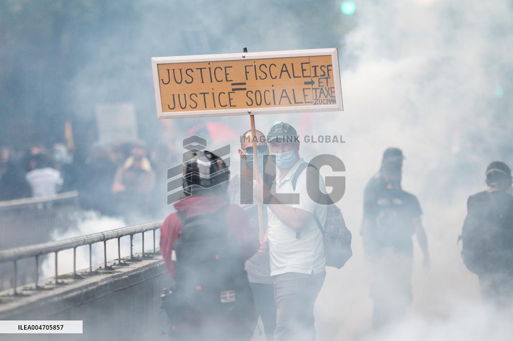 Bloquons Tout In Toulouse