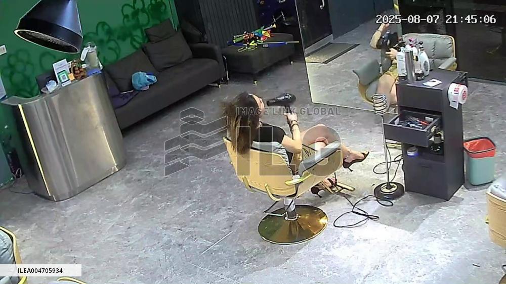 China: Woman’s Hair Dryer Bursts Into Flames With Loud Pop in Guangdong