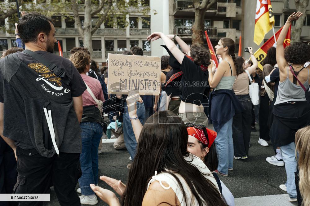 Bloquons Tout In Toulouse