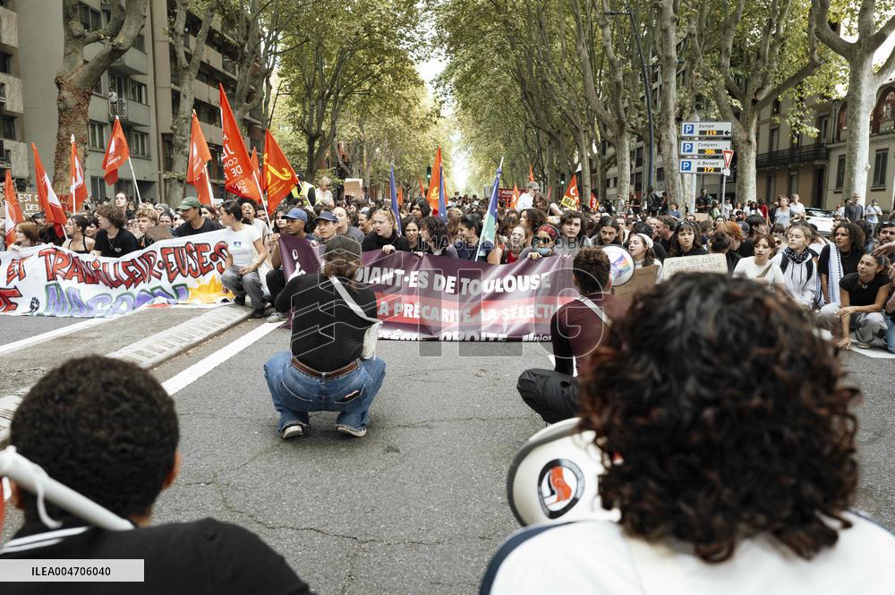 Bloquons Tout In Toulouse