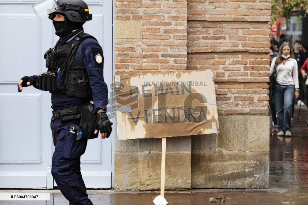 Bloquons Tout In Toulouse