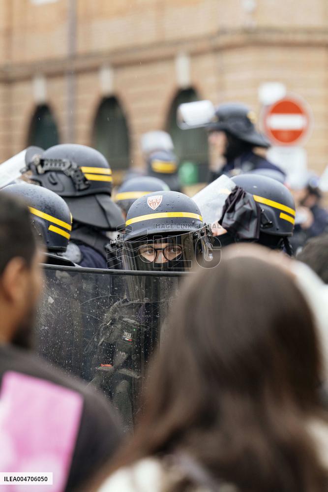 Bloquons Tout In Toulouse