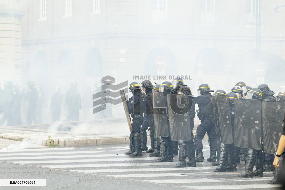 Bloquons Tout In Toulouse