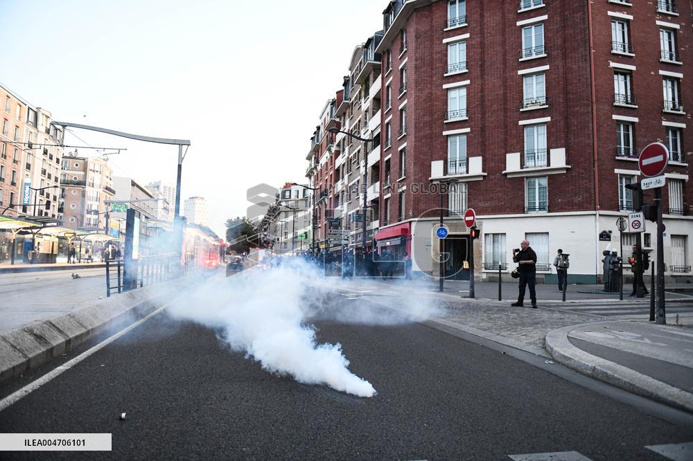 Bloquons Tout In Paris