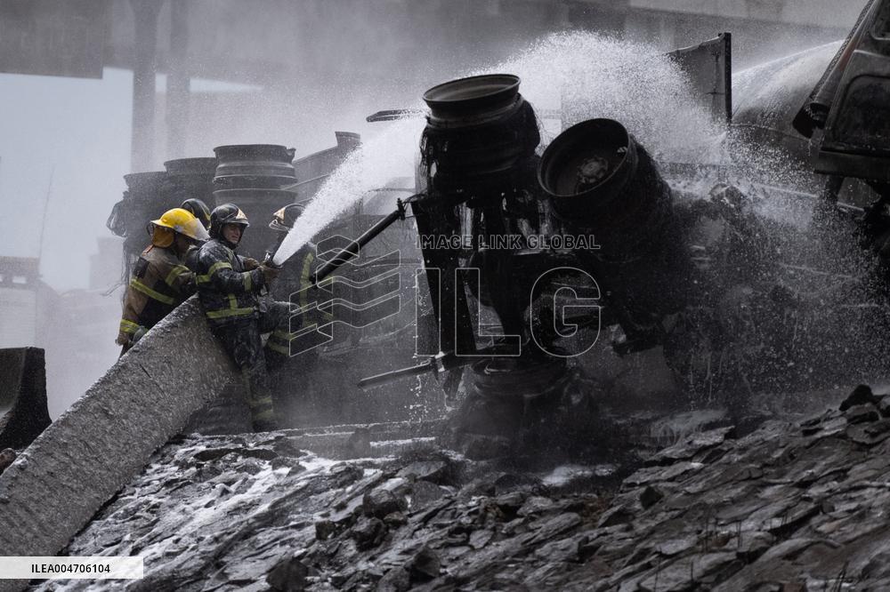 Gas Tanker Explosion Leaves More That 60 People Injured - Mexico