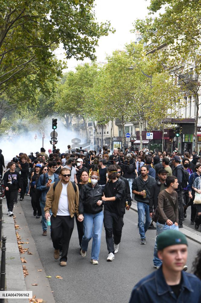 Bloquons Tout In Paris