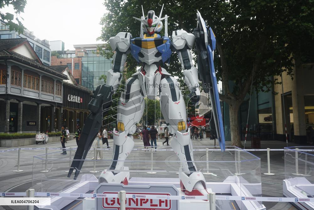 Giant Statues Gundam