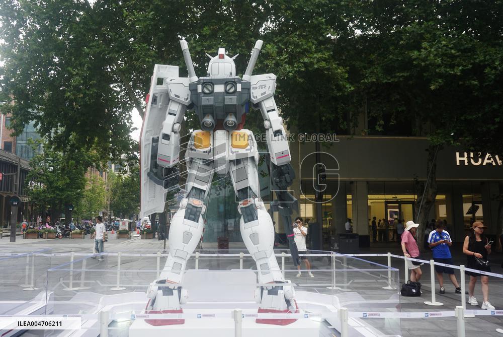 Giant Statues Gundam