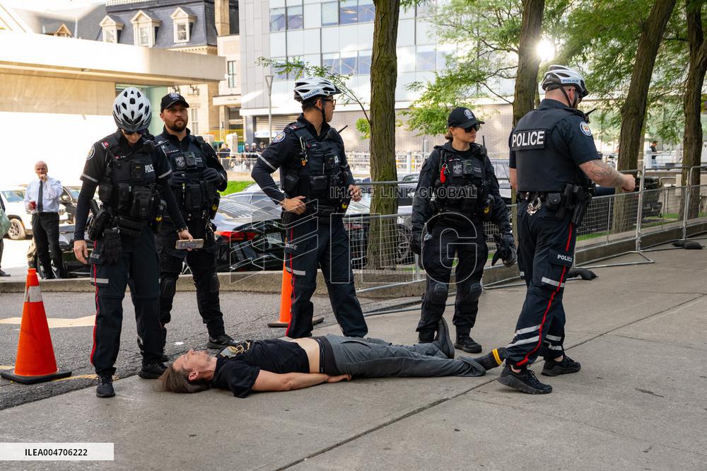 Pro-Palestinian Protesters Gather In Toronto - Canada