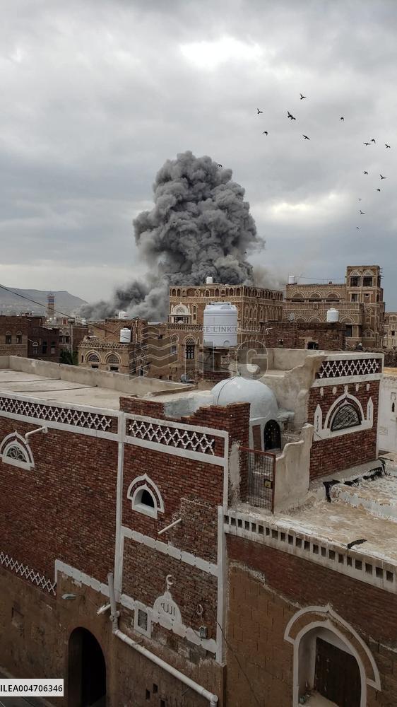 35 Killed 131 Injured as Israeli Warplanes Launch New Airstrikes - Yemen