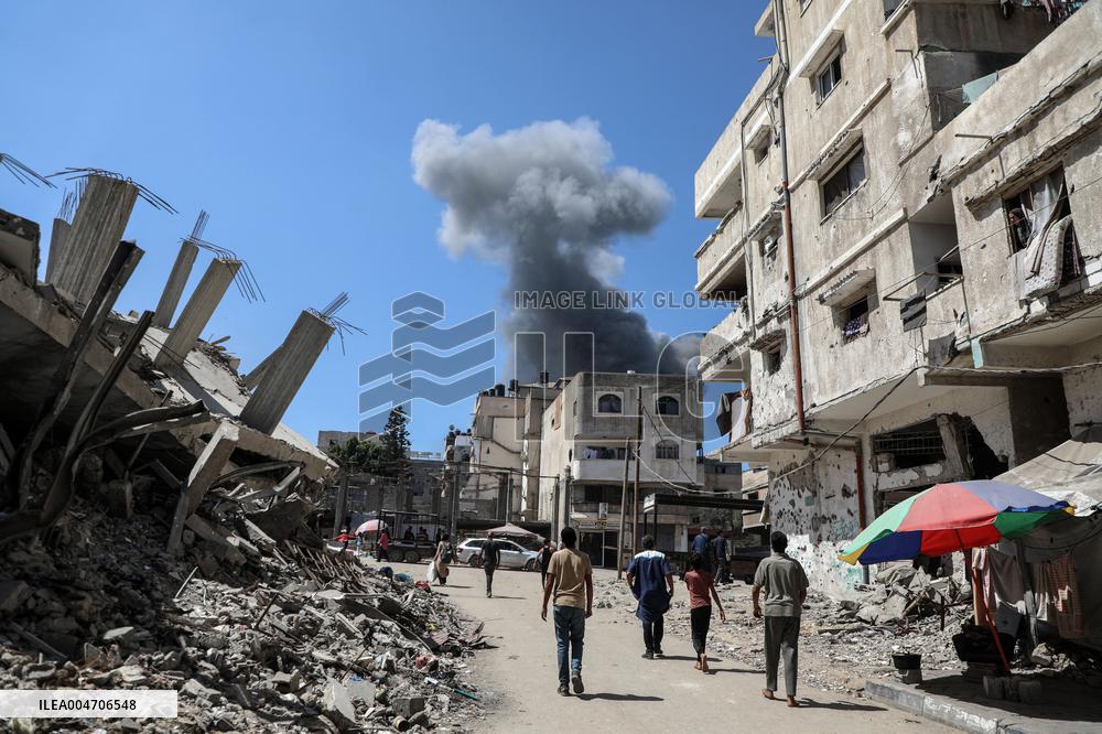 Israeli Airstrike in West of Gaza City