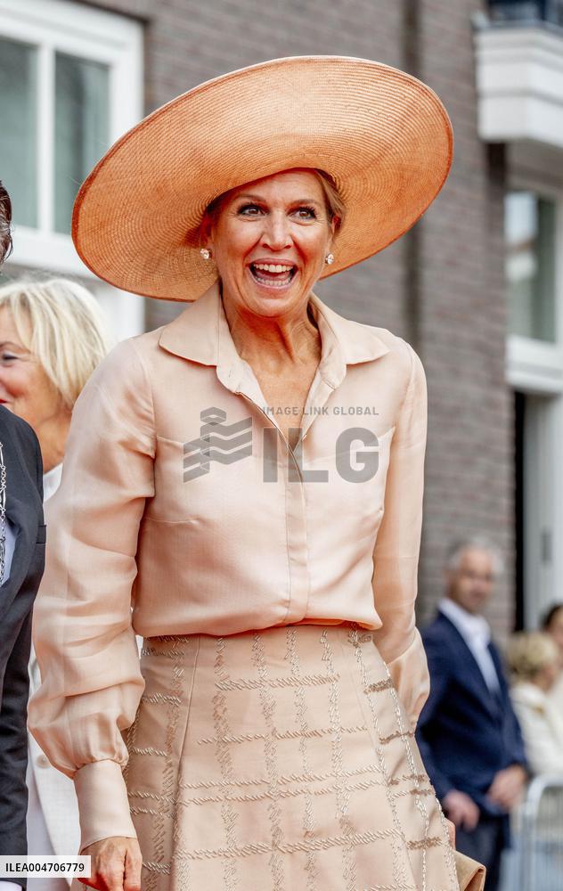 Queen Maxima Opens Restored Carpet Museum - Genemuiden