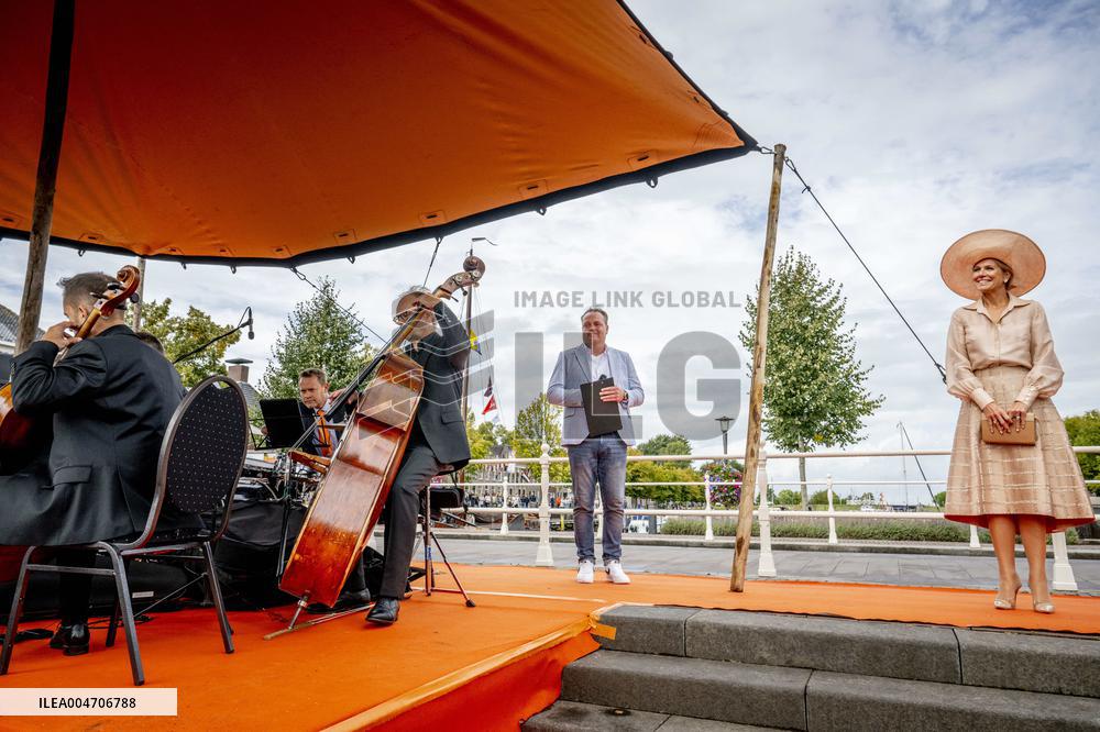 Queen Maxima Opens Restored Carpet Museum - Genemuiden