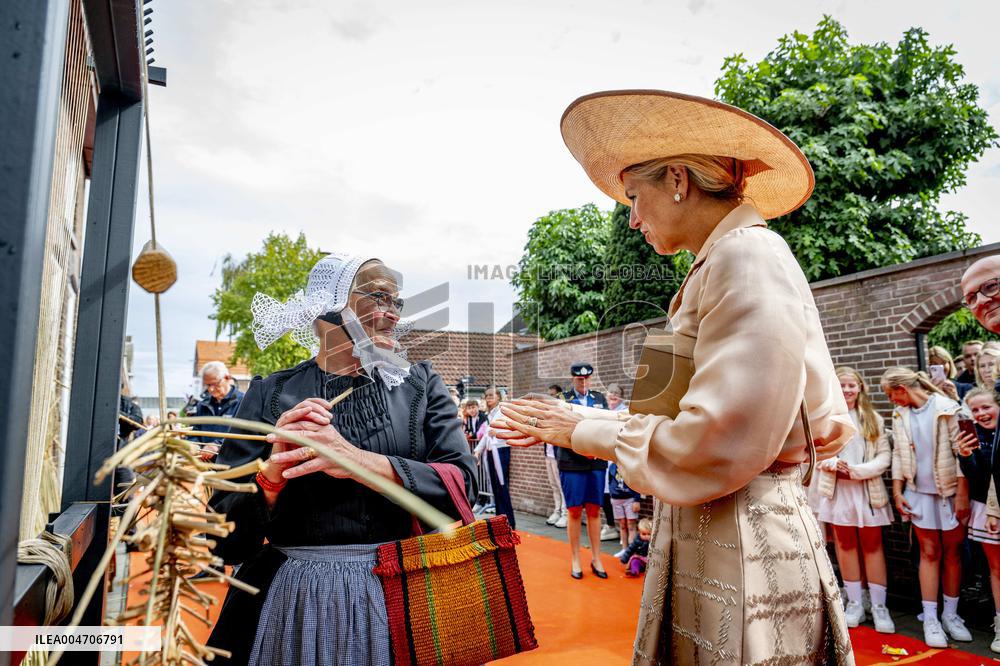 Queen Maxima Opens Restored Carpet Museum - Genemuiden