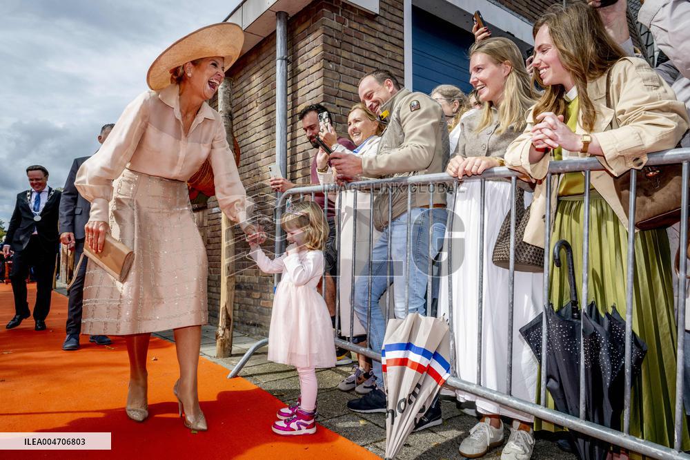 Queen Maxima Opens Restored Carpet Museum - Genemuiden