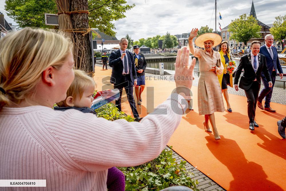 Queen Maxima Opens Restored Carpet Museum - Genemuiden