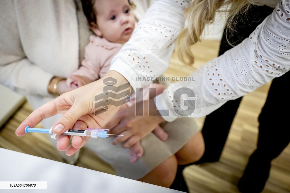 Vaccine Campaign Offered To Babies In Amsterdam - Netherlands