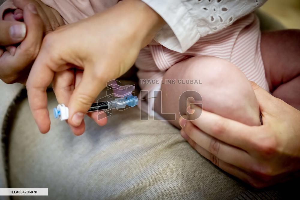 Vaccine Campaign Offered To Babies In Amsterdam - Netherlands