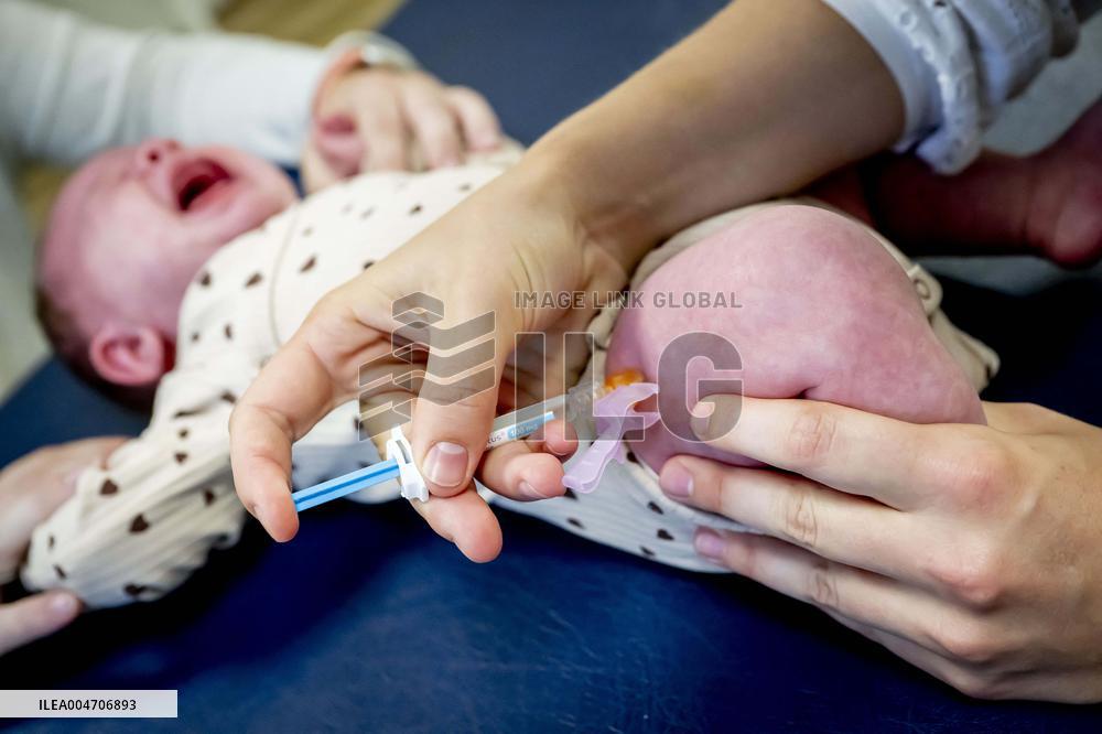 Vaccine Campaign Offered To Babies In Amsterdam - Netherlands