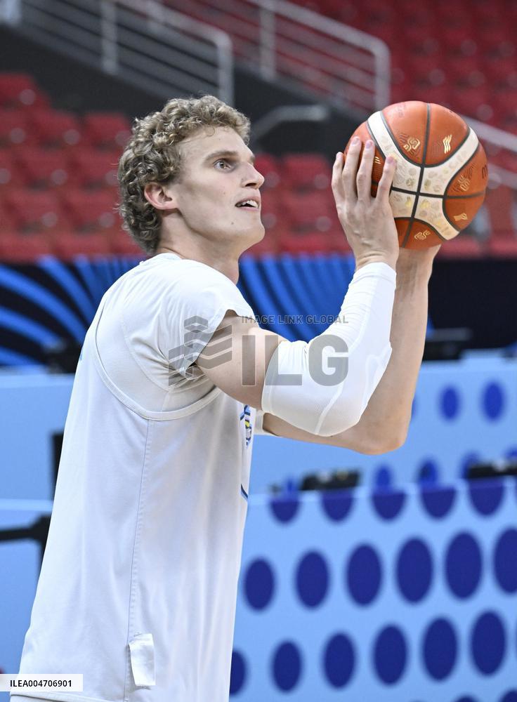 Koripallo: Susijengin historiaa tehnyt joukkue on monella tapaa historiallinen