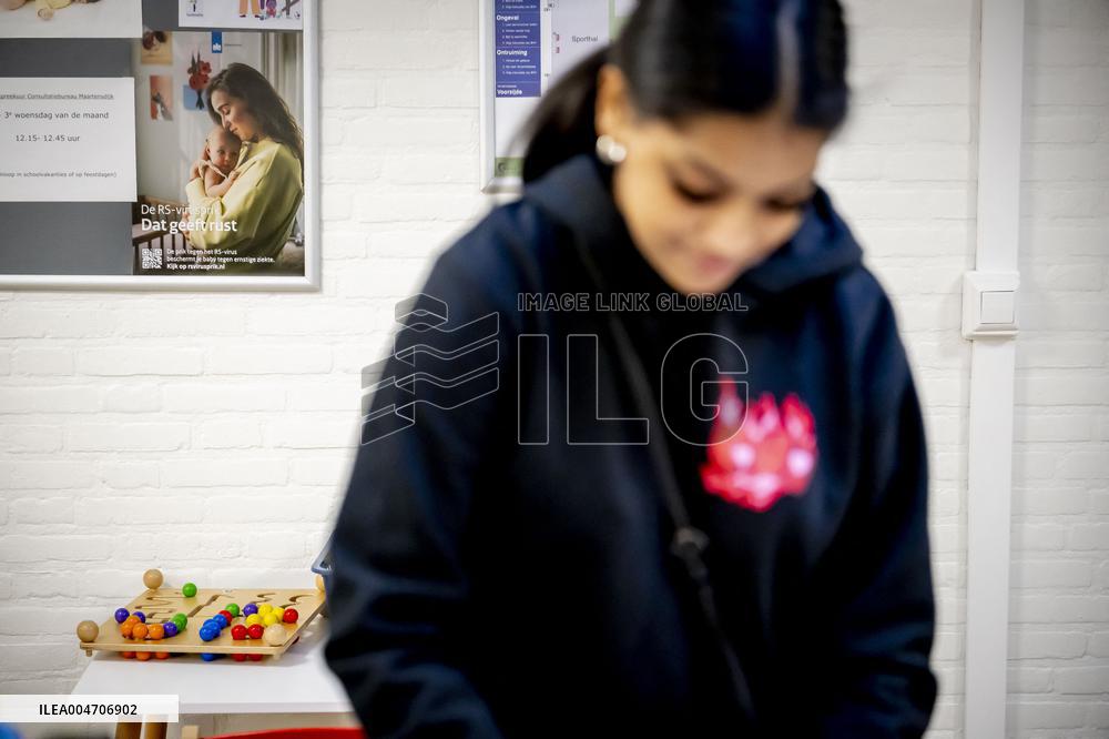 Vaccine Campaign Offered To Babies In Amsterdam - Netherlands