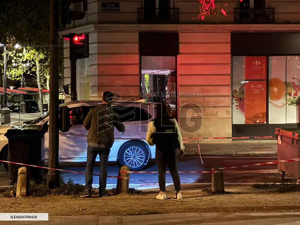 Man Injured At Knife Attack Scene - Paris