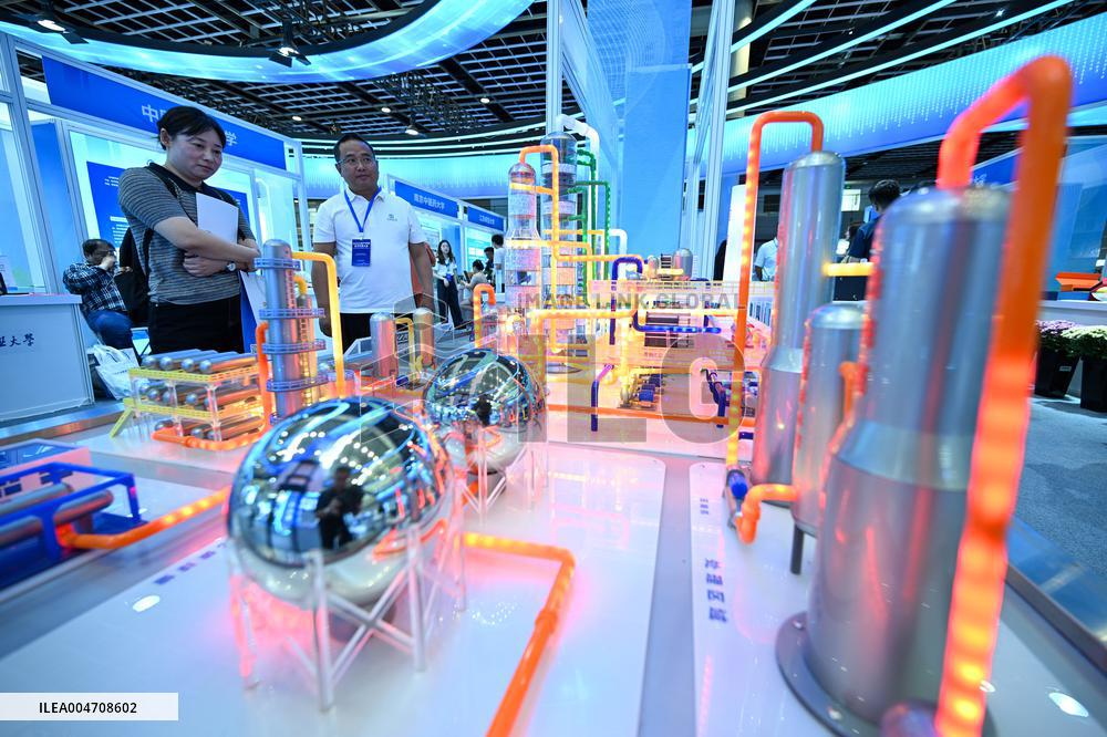 2025 Jiangsu Industry University Research Cooperation and Connection Conference