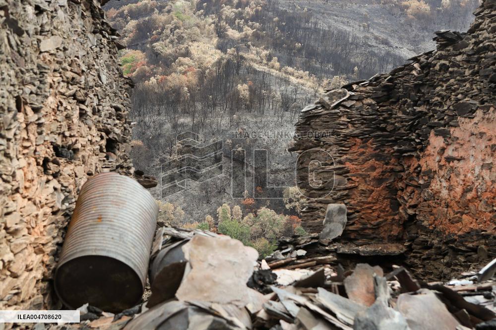 Larouco Fire Affects Quiroga And A Rua - Spain