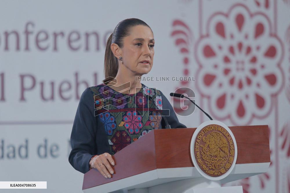Mexican President Claudia Sheinbaum Holds Briefing Conference - Mexico