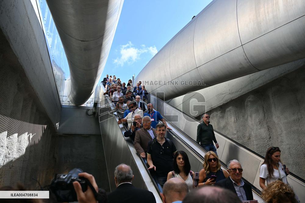 Naples Inaugurates a Subway Station Designed by Anish Kapoor - Italy