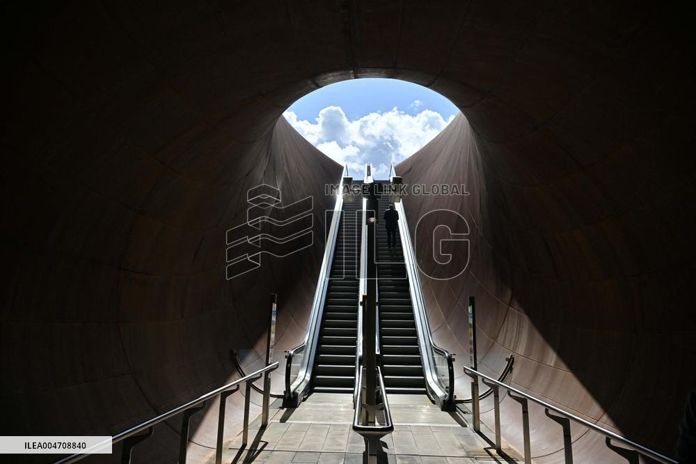 Naples Inaugurates a Subway Station Designed by Anish Kapoor - Italy