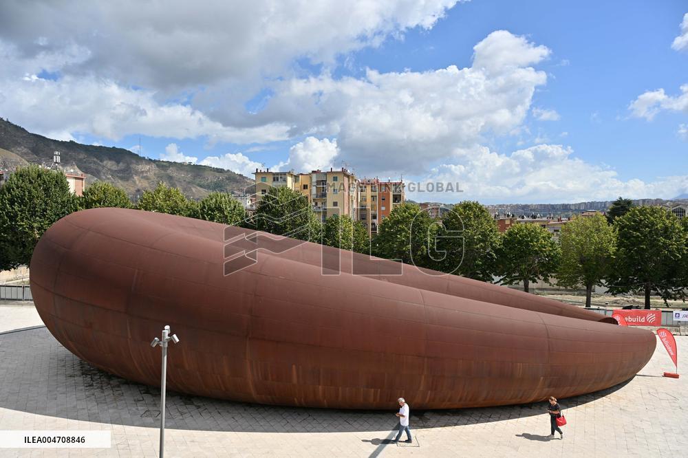 Naples Inaugurates a Subway Station Designed by Anish Kapoor - Italy
