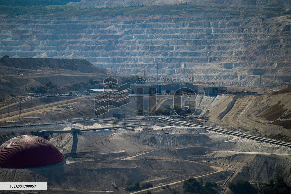 Highland Valley Copper Mine Life Extension project - Canada