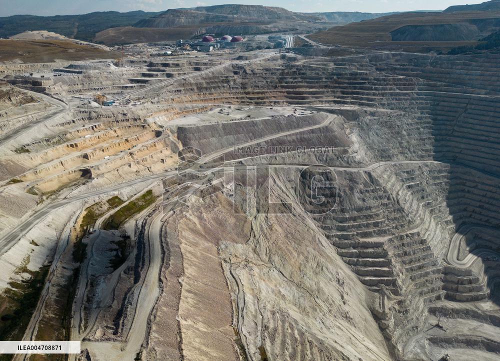 Highland Valley Copper Mine Life Extension project - Canada