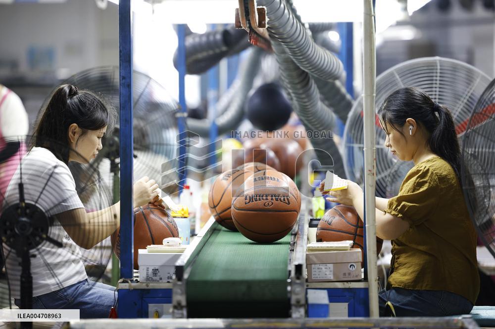 Basketballs  Manufacturing in Suqian