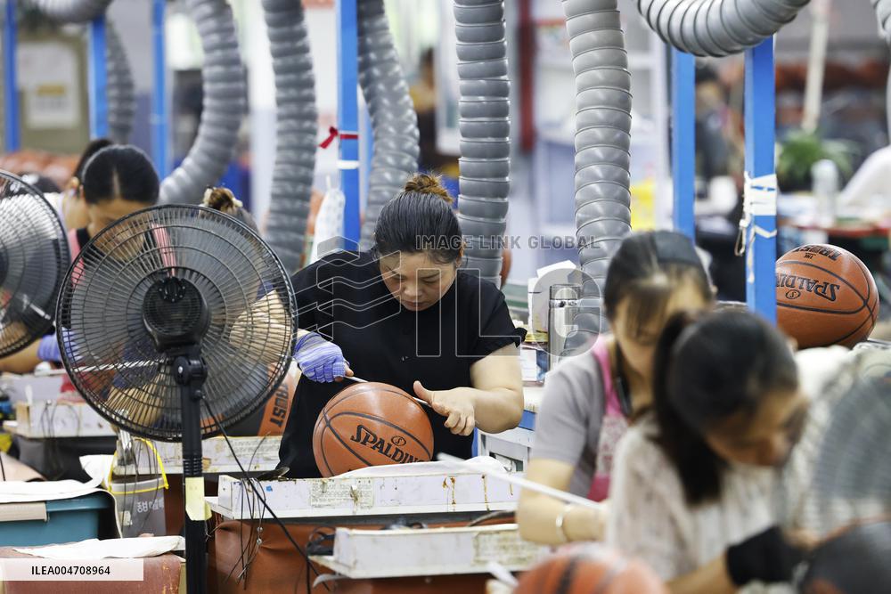 Basketballs  Manufacturing in Suqian