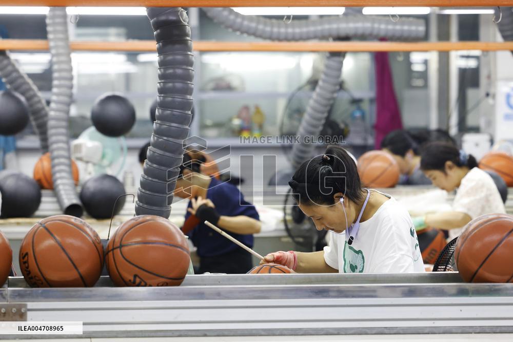 Basketballs  Manufacturing in Suqian