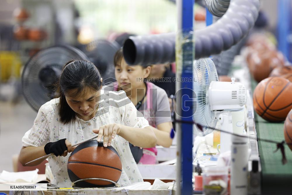 Basketballs  Manufacturing in Suqian