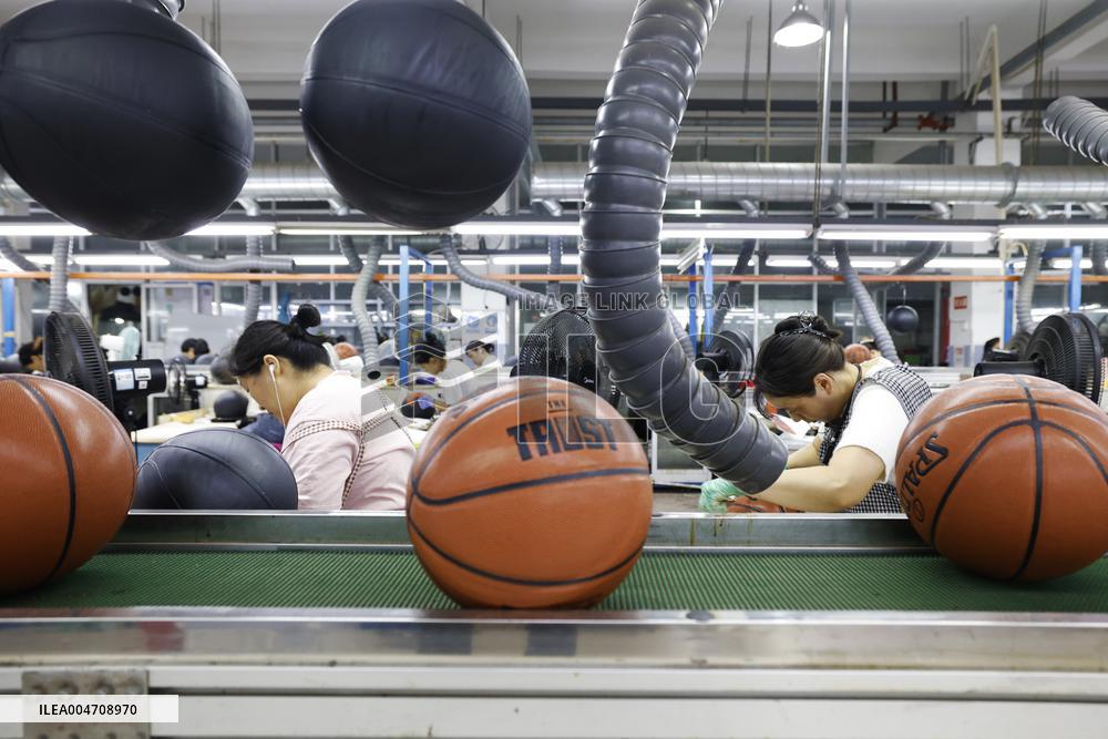 Basketballs  Manufacturing in Suqian