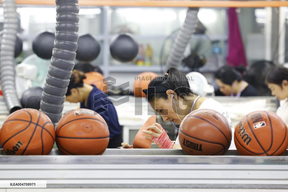 Basketballs  Manufacturing in Suqian