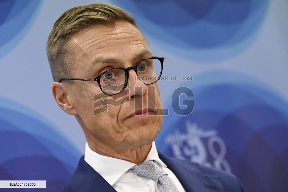 Ukraina - Stubb Kiovassa